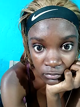 PetiteDoll 06 online show from 18, 12, 2025