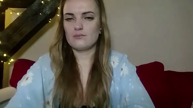 Snapshot of VanessaHard chatting on 7, 2, 2026 VanessaHard online show from 7, 2, 2026