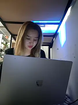 SherrylShaw online show from 22, 12, 2025