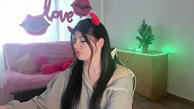 KisaModel online show from 2, 3, 2026