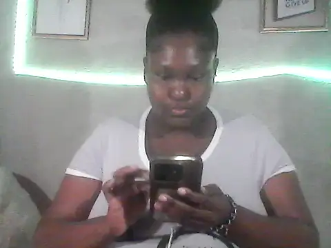 sweetmilkylady online show from 1, 4, 2026