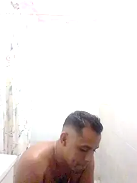 Snapshot of lesoley chatting on 15, 12, 2025 lesoley online show from 15, 12, 2025