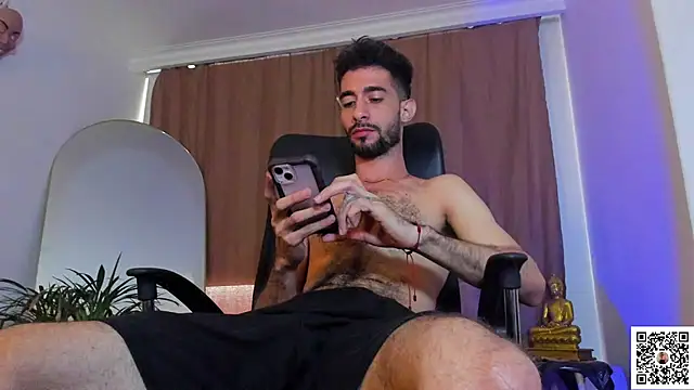 Snapshot of _YOURHERO chatting on 8, 2, 2026 YOURHERO online show from 8, 2, 2026