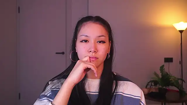 DonaPelligrino online show from 14, 12, 2025