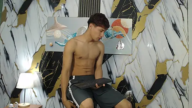 Snapshot of YOUNG_GUYS1 chatting on 20, 2, 2026 YOUNG GUYS1 online show from 20, 2, 2026