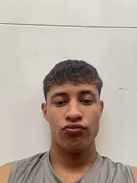 Snapshot of YOUNG_GUYS1 chatting on 15, 3, 2026 YOUNG GUYS1 online show from 15, 3, 2026