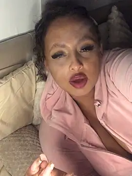 Welsh Maya221x online show from 1, 2, 2026