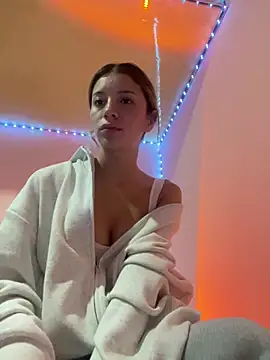 LucyRivera- online show from 17, 1, 2026