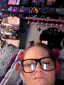 MidnightSeducerxh online show from 5, 2, 2026