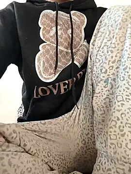 Snapshot of tenifer chatting on 15, 12, 2025 tenifer online show from 15, 12, 2025