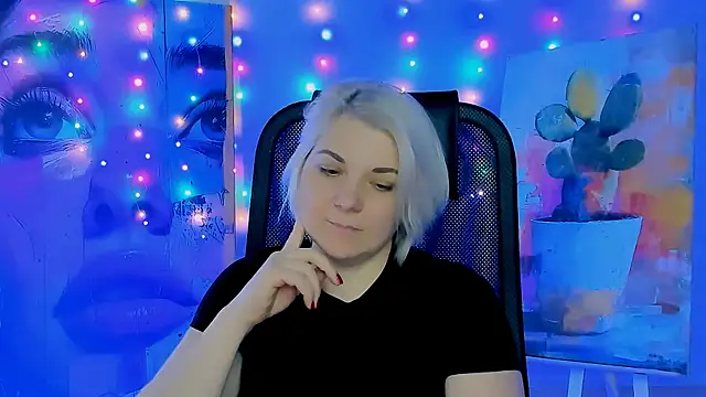 EvaEvals online show from 15, 12, 2025