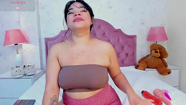 SusanaCreed online show from 2, 2, 2026