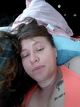 Yarafox01 online show from 22, 12, 2025