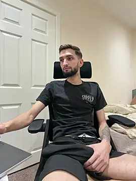 Juliann69Ramiro online show from 16, 3, 2026