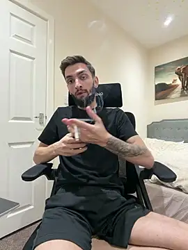 Juliann69Ramiro online show from 30, 3, 2026