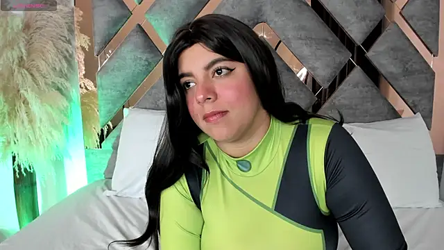 Snapshot of Cheerry_Lee_ chatting on 18, 12, 2025 Cheerry Lee online show from 18, 12, 2025