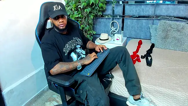 Snapshot of jay_jhonson01 chatting on 7, 3, 2026 jay jhonson01 online show from 7, 3, 2026