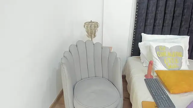 scarlett vixen7 online show from 5, 1, 2026