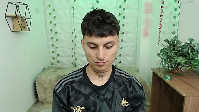 Noah Vera online show from 11, 1, 2026