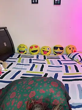 Cutie Seema online show from 14, 1, 2026