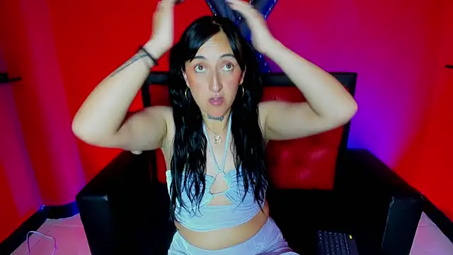 Snapshot of Miss_Thiana chatting on 16, 12, 2025 Miss Thiana online show from 16, 12, 2025