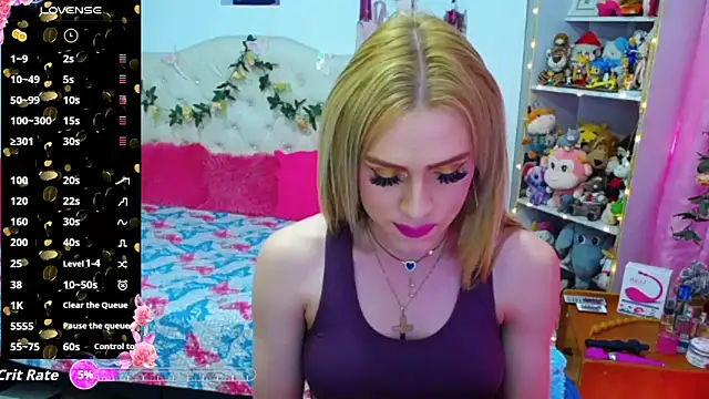 Snapshot of golden_girl01 chatting on 25, 11, 2025 golden girl01 online show from 25, 11, 2025