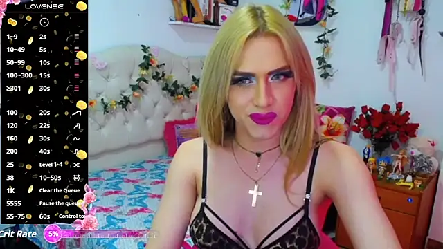 Snapshot of golden_girl01 chatting on 1, 12, 2025 golden girl01 online show from 1, 12, 2025