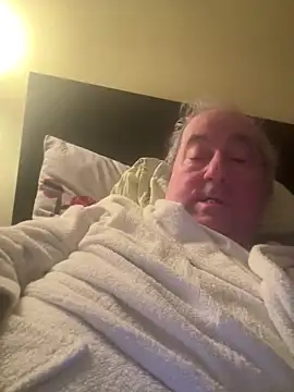 csikar online show from 5, 2, 2026