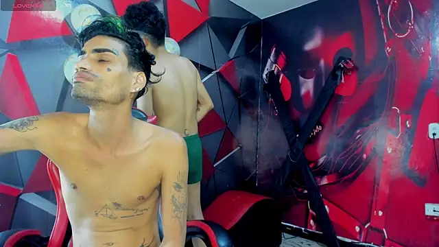 Snapshot of Hot_Boys_Without_Limits chatting on 14, 12, 2025 Hot Boys Without Limits online show from 14, 12, 2025