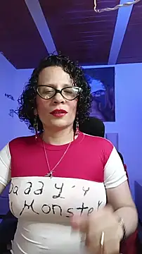 Snapshot of Daneshka_red chatting on 16, 12, 2025 Daneshka red online show from 16, 12, 2025