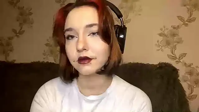 EmilyVeiro online show from 8, 3, 2026