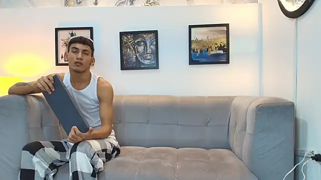 DIAMOND BLACKS online show from 6, 2, 2026