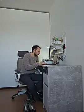 Lovebackground online show from 3, 2, 2026