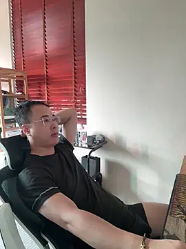 Snapshot of battman4488 chatting on 15, 2, 2026 battman4488 online show from 15, 2, 2026