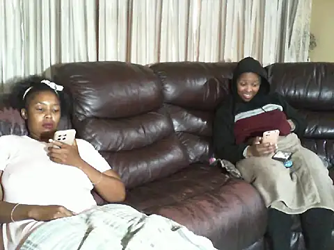 Caramel-goddess18 online show from 22, 3, 2026