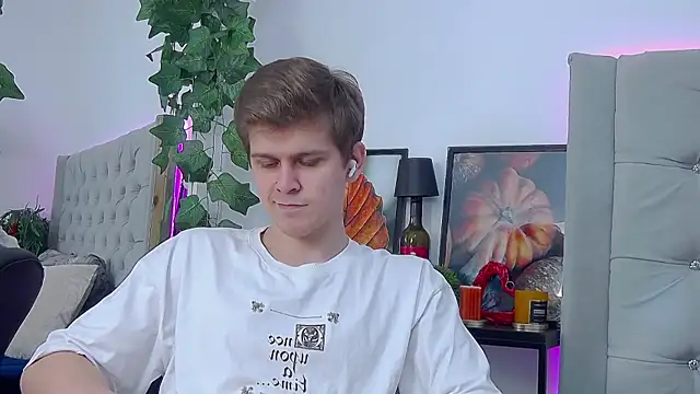 NickJohnas online show from 4, 2, 2026