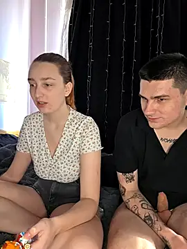 FoxyToxy online show from 15, 12, 2025