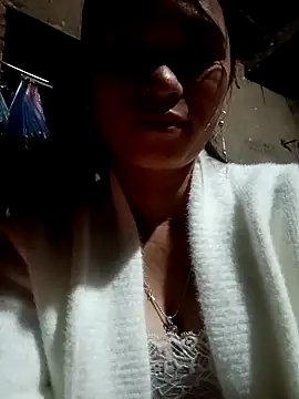 Snapshot of ngaytho004 chatting on 16, 12, 2025 ngaytho004 online show from 16, 12, 2025