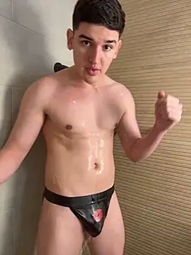 Valentino ceratti online show from 23, 12, 2025