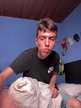 Juan Gomezz26 online show from 4, 2, 2026