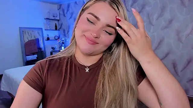 Luna volk  online show from 18, 1, 2026