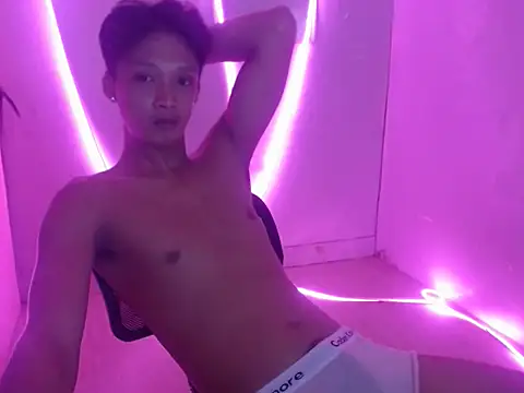 Massive hunk online show from 8, 3, 2026