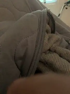 Phuc214055 online show from 16, 12, 2025