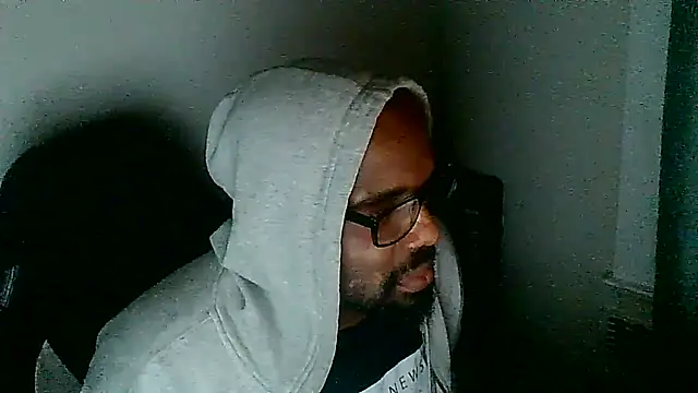 MrUnintentional online show from 21, 12, 2025