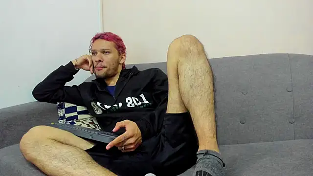 TAYSON SCOTT online show from 13, 1, 2026