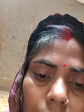 Snapshot of Soniya5533 chatting on 17, 12, 2025 Soniya5533 online show from 17, 12, 2025