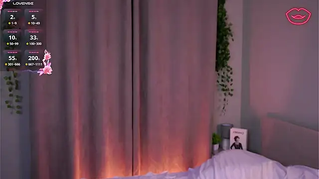 SharylOrbin online show from 6, 3, 2026