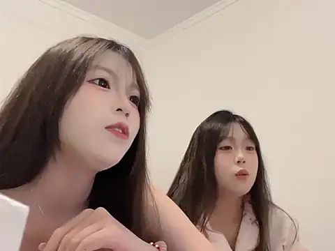 zhouzhou YC online show from 21, 12, 2025