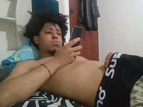 Snapshot of alejandro31727 chatting on 14, 12, 2025 alejandro31727 online show from 14, 12, 2025