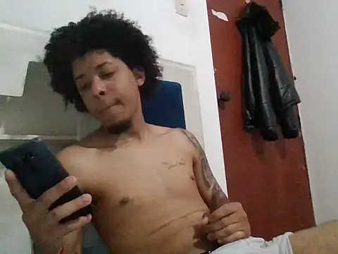 Snapshot of alejandro31727 chatting on 15, 12, 2025 alejandro31727 online show from 15, 12, 2025